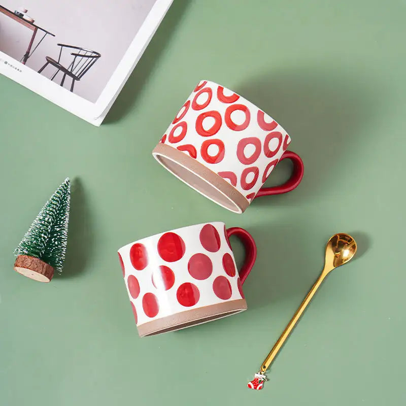 مجموعة أكواب سيراميك يابانية مرسومة يدويًا مع صندوق هدايا للزوجين