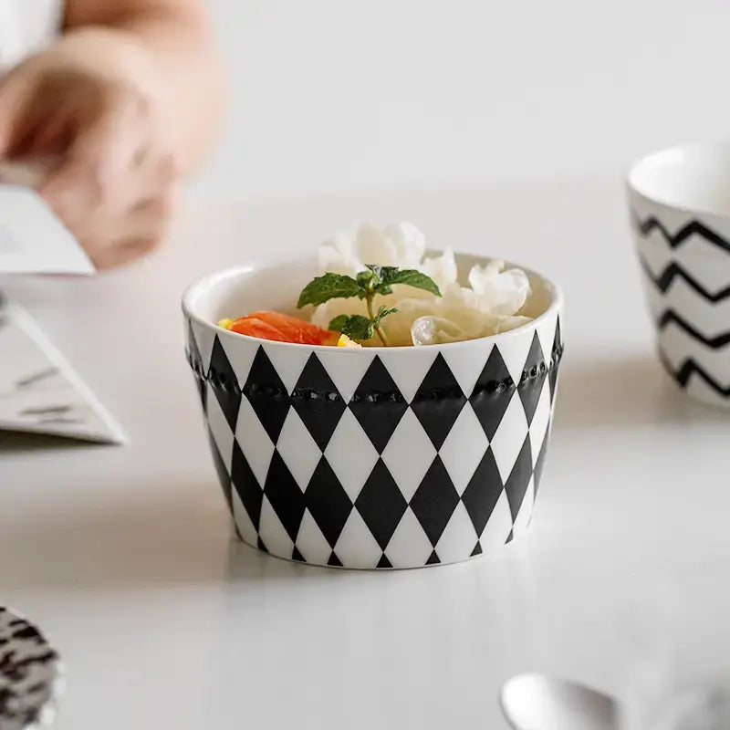 Luxury High Quality 5 Bowls Porcelain Set for Gift 5 inch