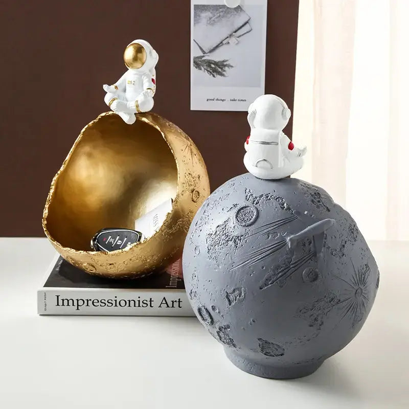 Astronaut storage desktop resin ornaments coffee table snack fruit plate storage box decoration