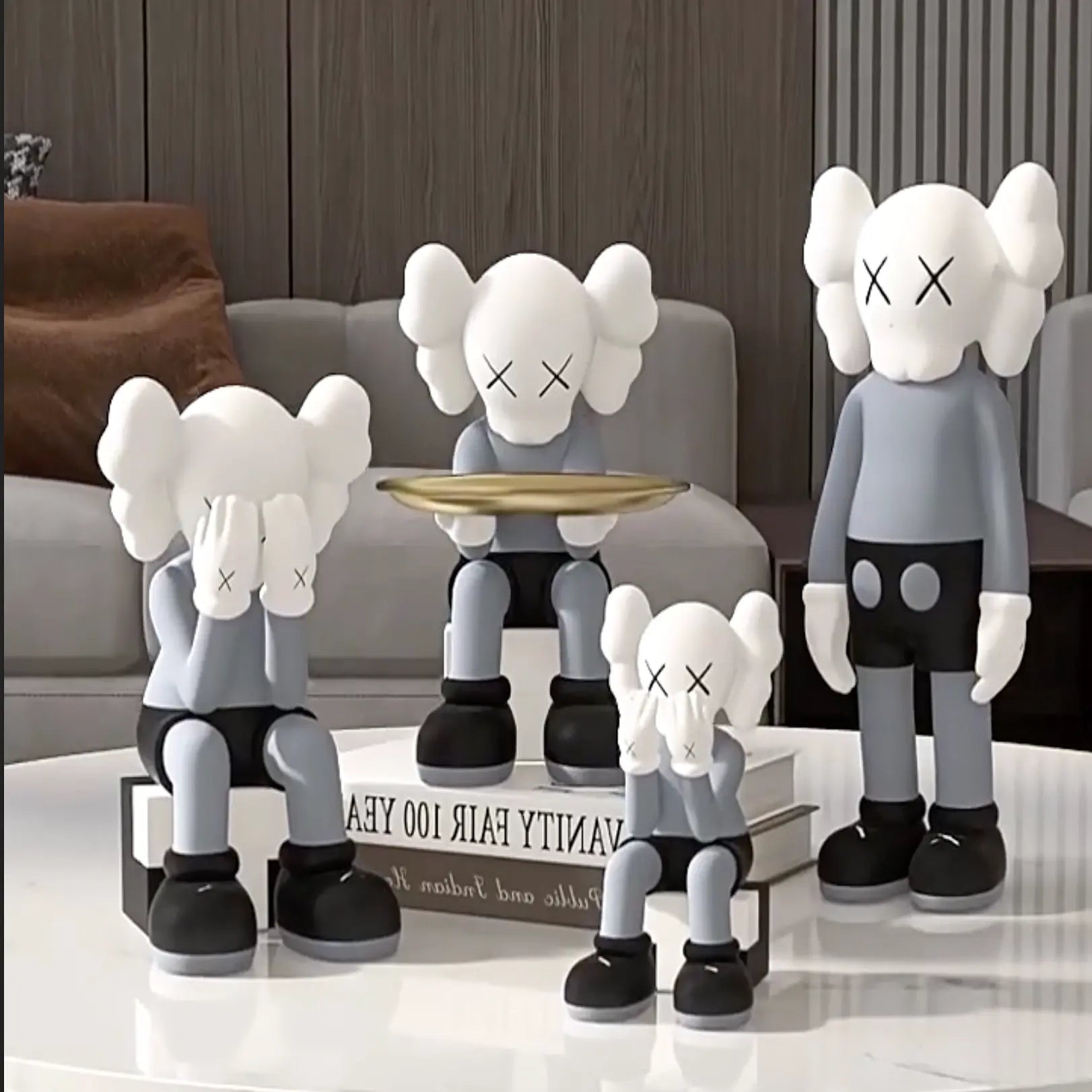 زينة شخصية كاوز على شكل دمية الدب العنيفة