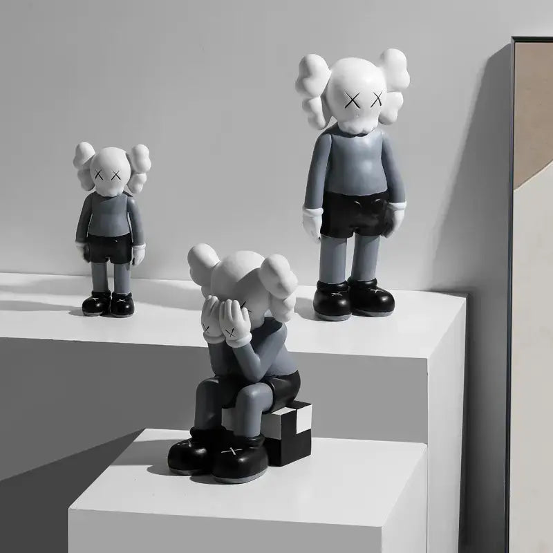 زينة شخصية كاوز على شكل دمية الدب العنيفة