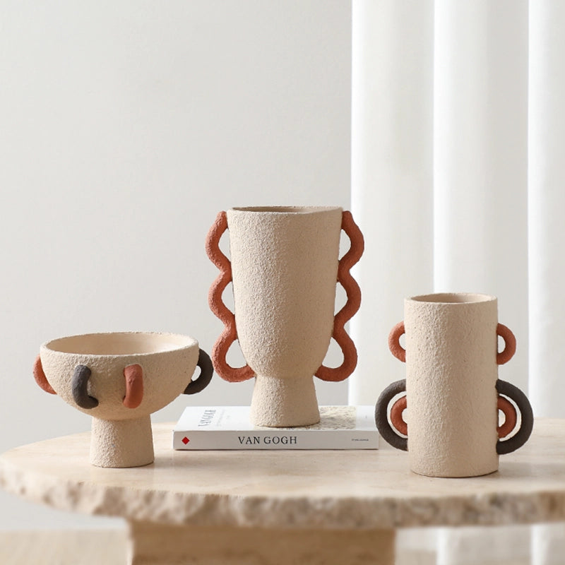 Geometric Sand-Textured Ring Vase – Artistic Flower Arrangement & Home Decor