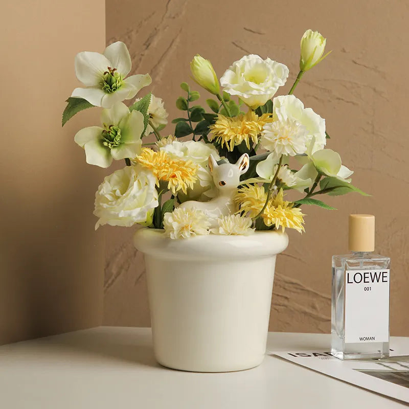 مزهرية فاون حليب جوز الهند الأبيض