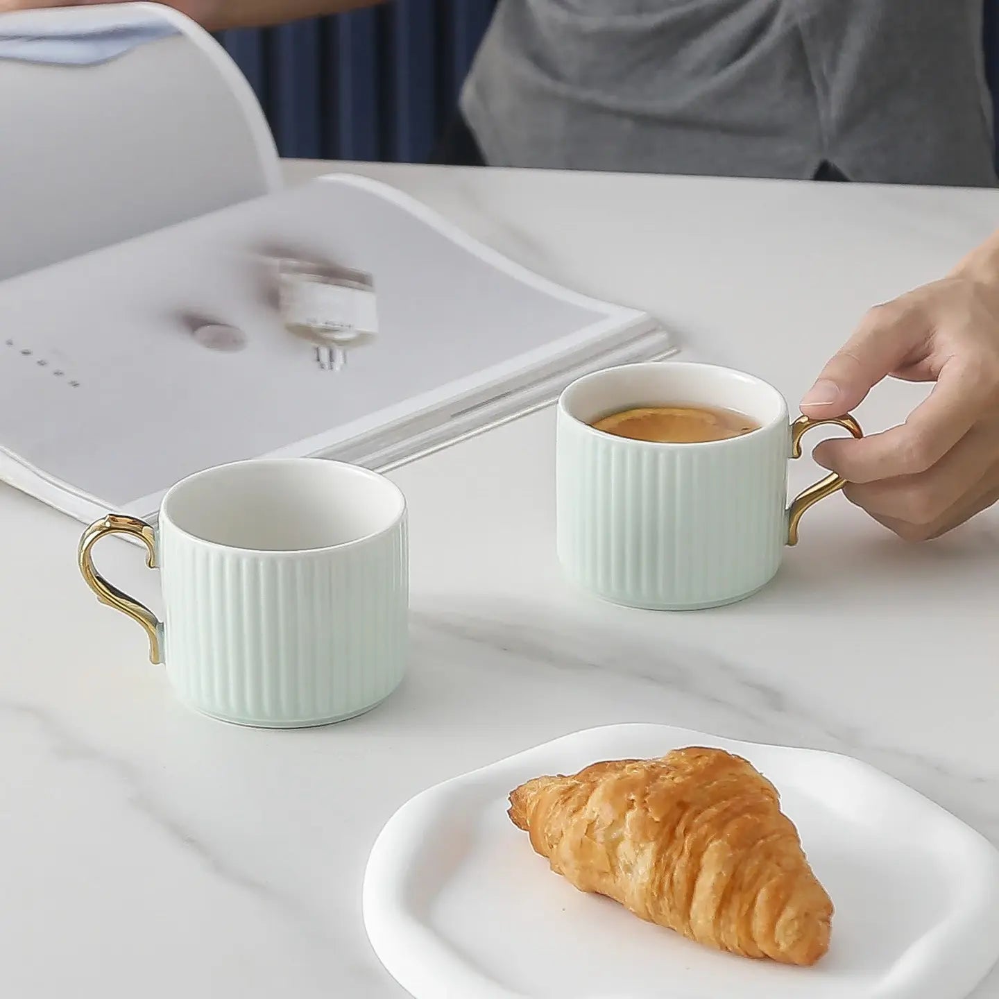 Luxury Coffee Tea Set 4 Cups 1 Kettle with Wood Stand (green)