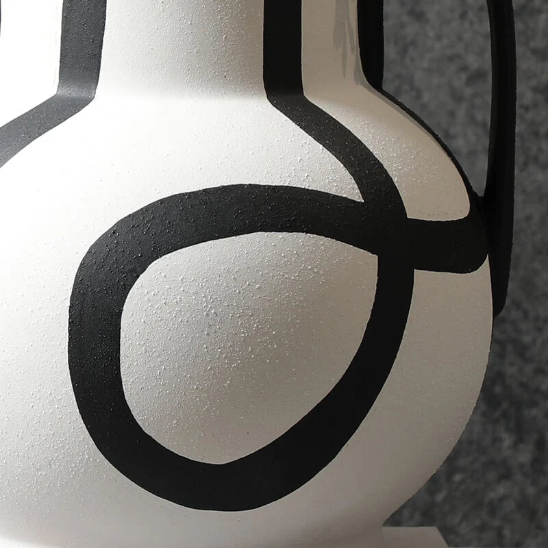 Hand-Painted Vase with Black Rim – Artistic Home Decoration