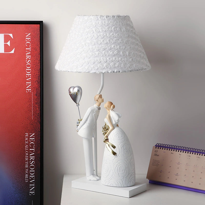 Balloon Couple Table Lamp