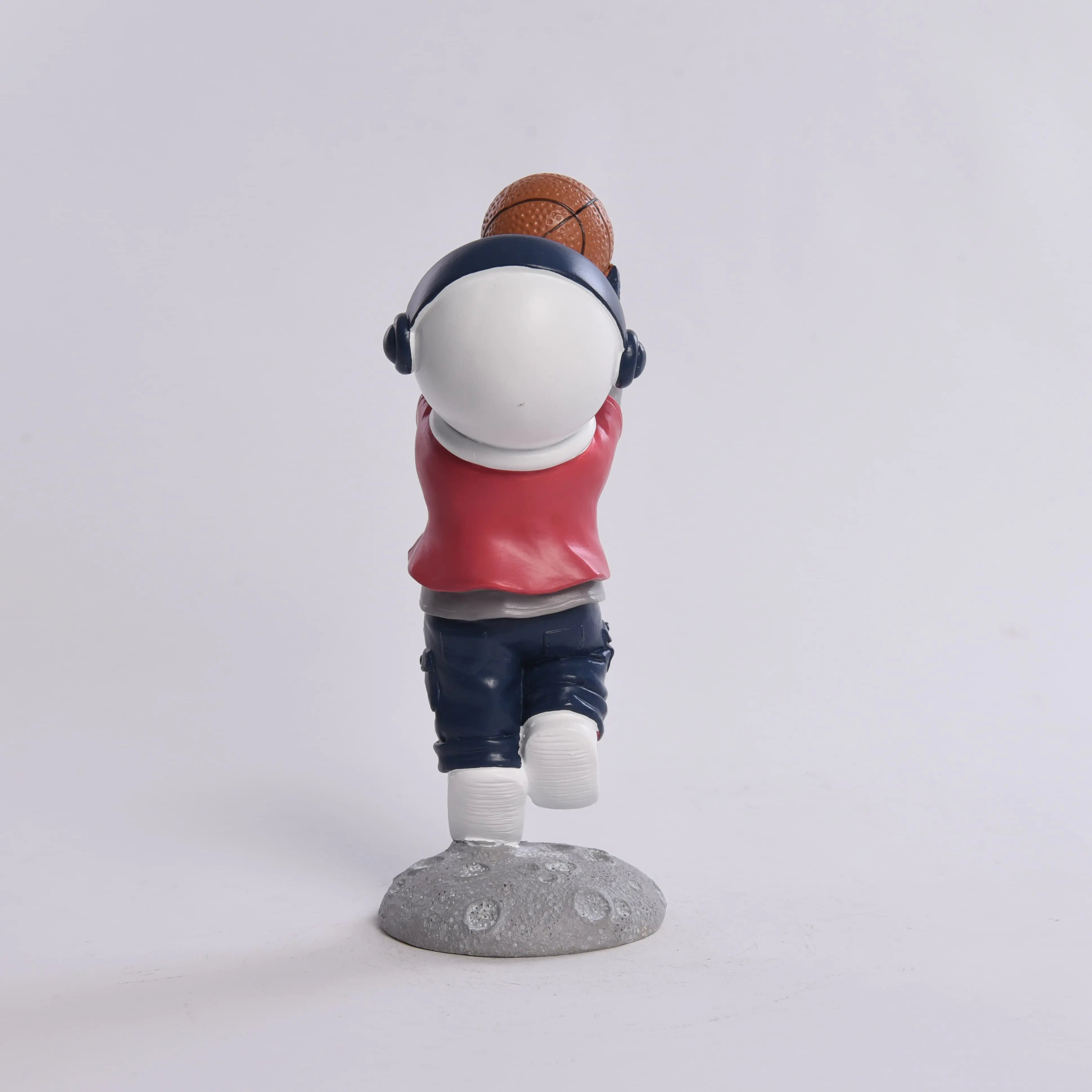 Basketball Astronaut Action Figure – Resin Spaceman Sculpture for Outer Space-Themed Decor