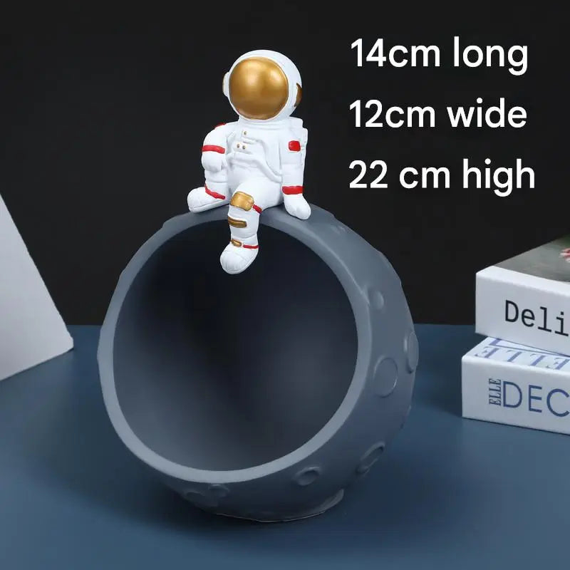 Astronaut Modern Resin crafts home office desk storage ornaments