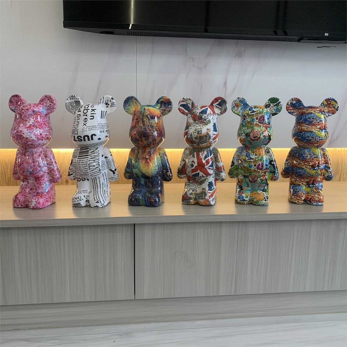 Bearbrick-Style Plastic Figurine – 28CM Decorative Money Bank