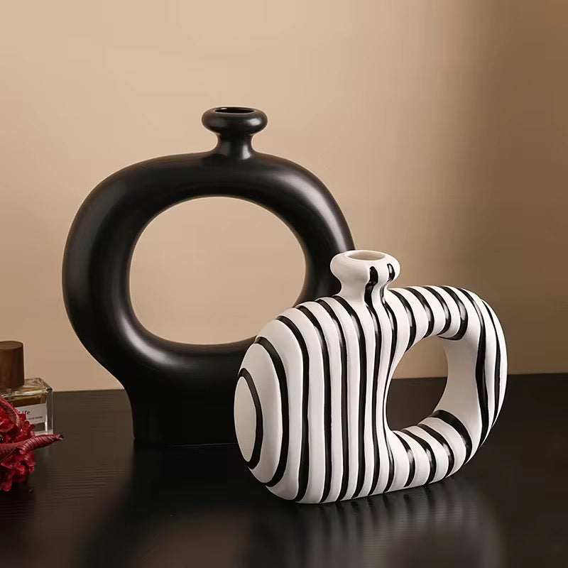 Creative Nordic Black White Striped Ceramic Vase High-End