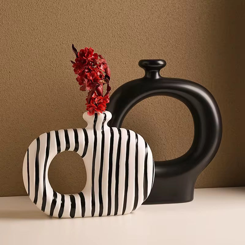 Creative Nordic Black White Striped Ceramic Vase High-End